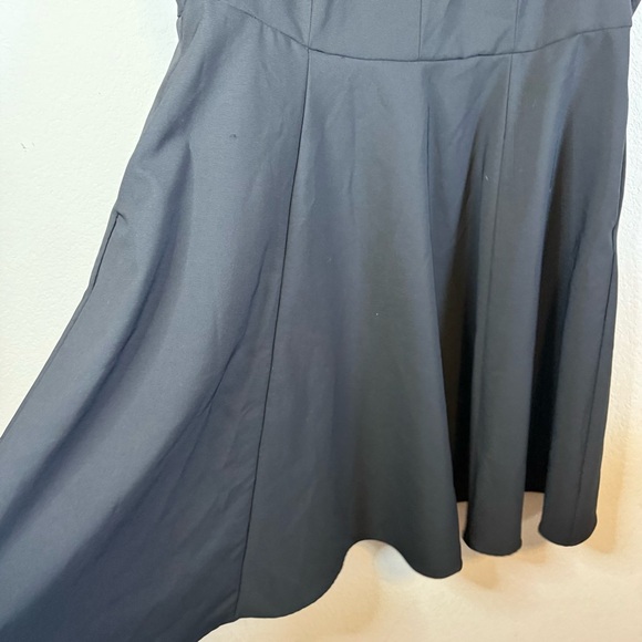 Torrid At The Knee Studio Refined Crepe Skater V Neck Black Dress Pockets Sze 22 - Picture 5 of 14
